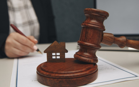 real-estate-law-concept-model-house-gavel.jpg