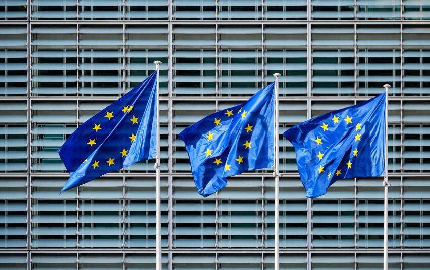 eu-flags-front-european-commission(1).jpg