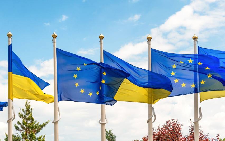 ukraine-european-union-flags.jpg